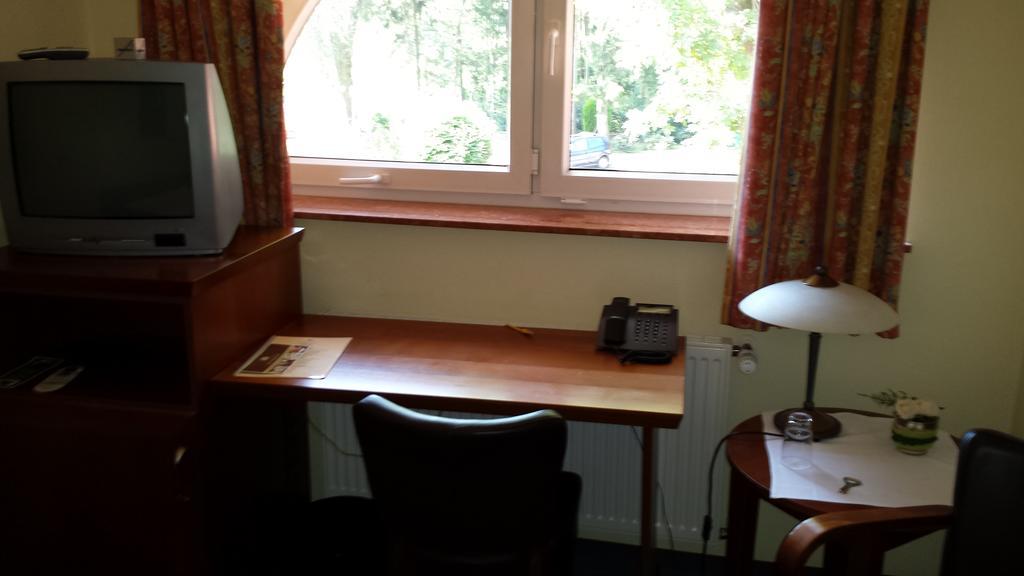 Hotel Restaurant Am Pfauenhof Quakenbruck Room photo